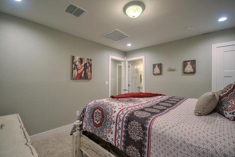 2105 E Parkway Dr, Phoenix, AZ 85040 photo 8