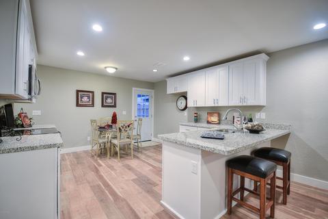 2105 E Parkway Dr, Phoenix, AZ 85040 photo 4