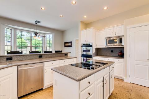 8522 E Halifax Cir, Mesa, AZ 85207 photo 13