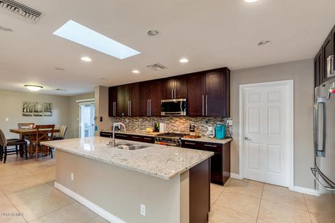 736 E Campus Dr, Tempe, AZ 85282 photo 16