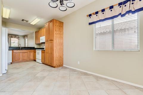 2575 E Brooks St, Gilbert, AZ 85296 photo 6
