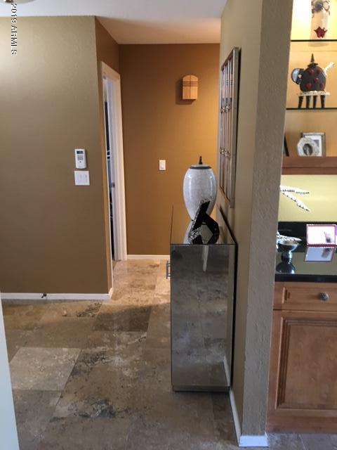 2911 E Keim Dr, Phoenix, AZ 85016 photo 3