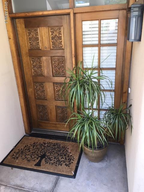 2911 E Keim Dr, Phoenix, AZ 85016 photo 1