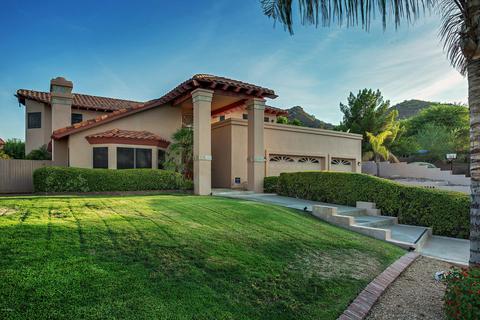 2749 E Winchcomb Dr, Phoenix, AZ 85032 photo 1