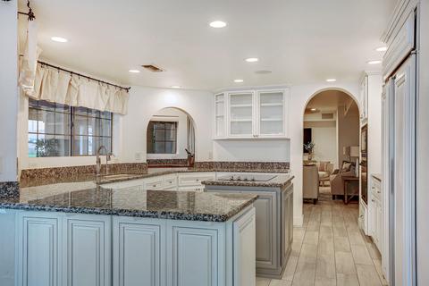 2749 E Winchcomb Dr, Phoenix, AZ 85032 photo 13