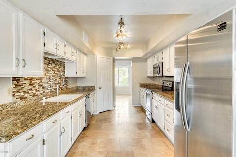 3715 E Cathedral Rock Dr, Phoenix, AZ 85044 photo 2