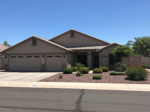 2165 S Quartz Ct, Gilbert, AZ 85295 photo 1
