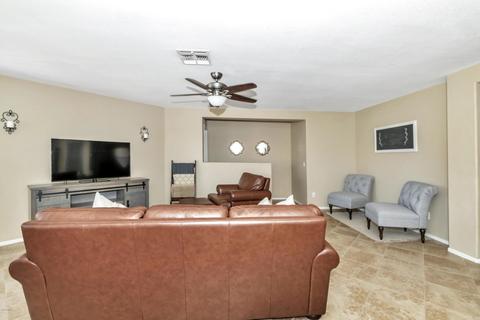 8528 E Desert Ln, Mesa, AZ 85209 photo 12