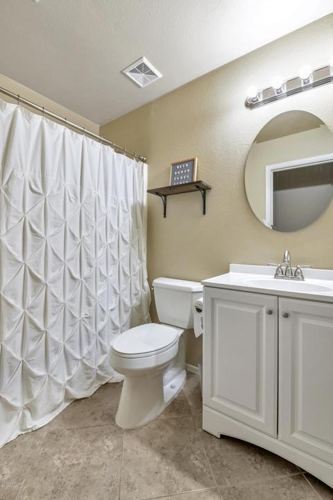 8528 E Desert Ln, Mesa, AZ 85209 photo 21