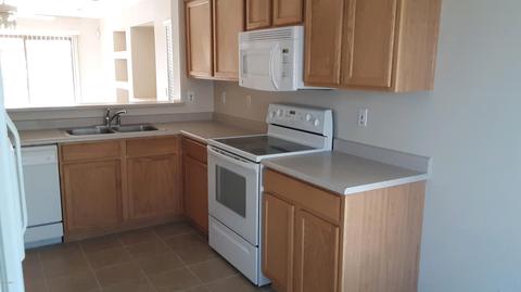 6015 S 22nd Ln, Phoenix, AZ 85041 photo 9