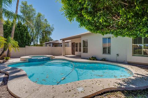 1158 W Kroll Ave, Gilbert, AZ 85233 photo 2