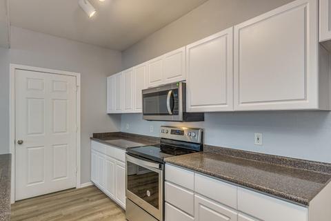 911 E Camelback Rd #2080, Phoenix, AZ 85014 photo 4