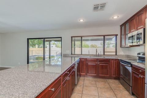 4126 E Windrose Dr, Phoenix, AZ 85032 photo 8