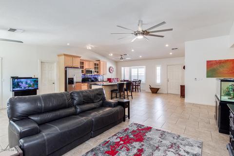 525 E Helena Dr, Phoenix, AZ 85022 photo 5