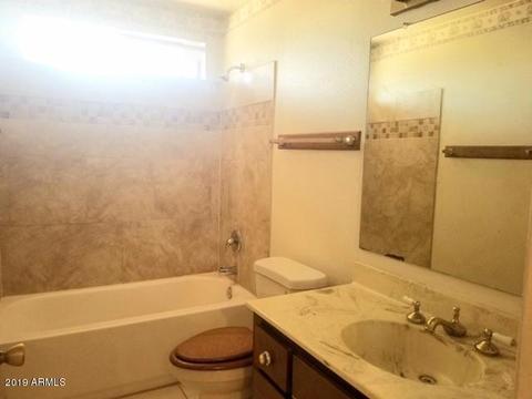 4122 E Winnetka Dr, Phoenix, AZ 85044 photo 8