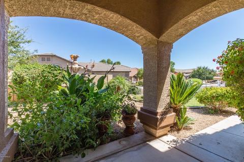 284 E Bridle Way, Gilbert, AZ 85295 photo 5