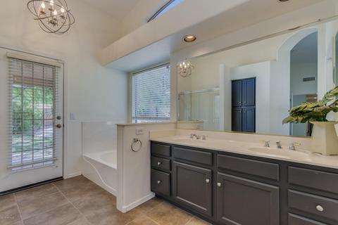 4402 E Mossman Rd, Phoenix, AZ 85050 photo 9