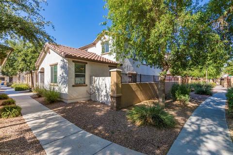 109 E Catclaw St, Gilbert, AZ 85296 photo 2