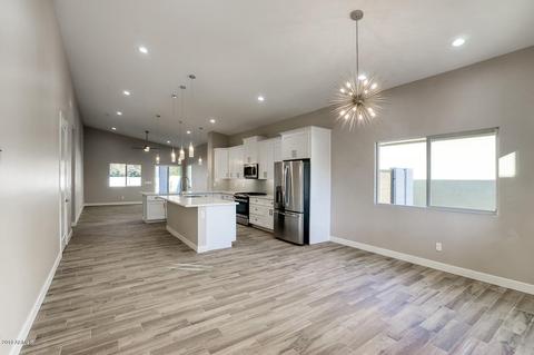 2208 N 28th St, Phoenix, AZ 85008 photo 3