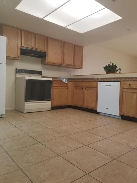 2424 E Tracy Ln #4, Phoenix, AZ 85032 photo 2
