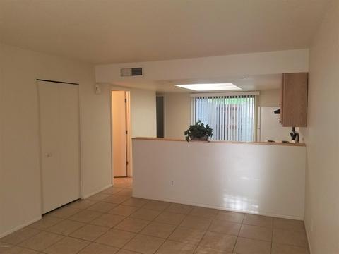 2424 E Tracy Ln #4, Phoenix, AZ 85032 photo 8