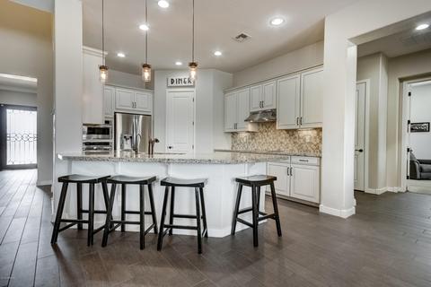 988 E Lowell Ave, Gilbert, AZ 85295 photo 3
