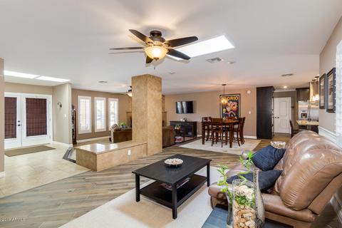 111 E Moon Valley Dr, Phoenix, AZ 85022 photo 12
