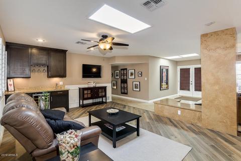 111 E Moon Valley Dr, Phoenix, AZ 85022 photo 10