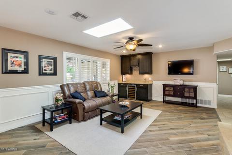111 E Moon Valley Dr, Phoenix, AZ 85022 photo 9