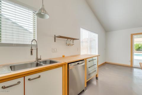 4520 E Kachina Trl, Phoenix, AZ 85044 photo 7