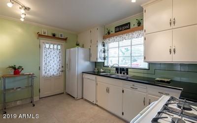 818 Edgemont Ave, Phoenix, AZ 85006 photo 9