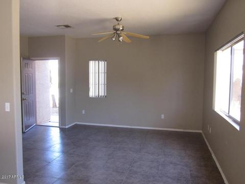 1575 E Betsy Ln #B, Gilbert, AZ 85296 photo 3