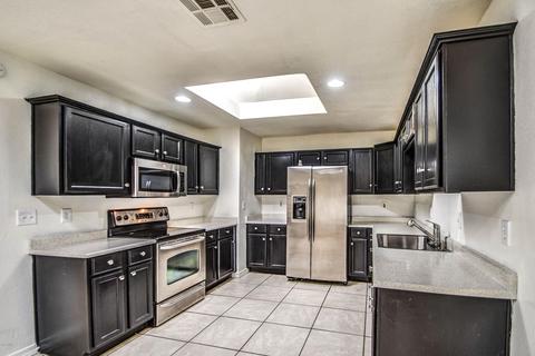 4725 W Mitchell Dr, Phoenix, AZ 85031 photo 4