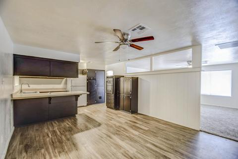 4834 N 68th Dr, Phoenix, AZ 85033 photo 9