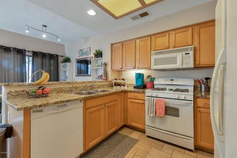 7217 E Knoll St, Mesa, AZ 85207 photo 6