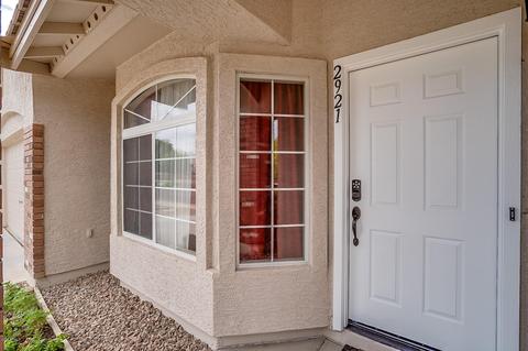 2921 E Morgan Dr, Gilbert, AZ 85295 photo 4