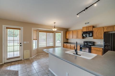 2921 E Morgan Dr, Gilbert, AZ 85295 photo 10
