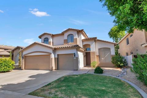 1758 E Cortez Dr, Gilbert, AZ 85234 photo 2