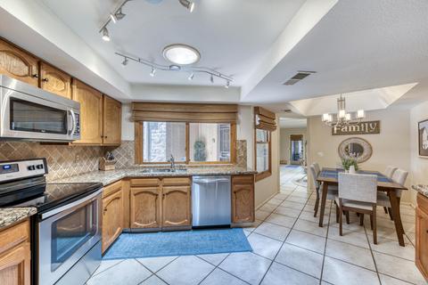 16628 N 29th Dr, Phoenix, AZ 85053 photo 5