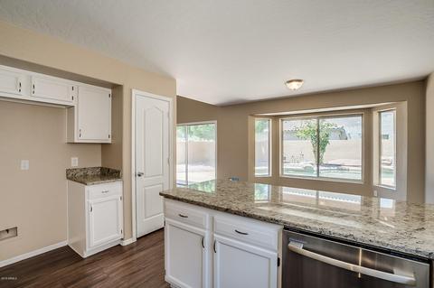 152 S Abalone Dr, Gilbert, AZ 85233 photo 7