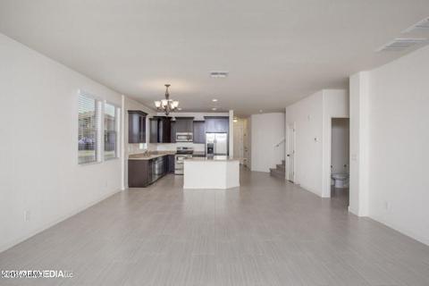 2821 E Sunset Hills Dr, Phoenix, AZ 85050 photo 4