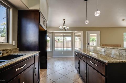 6431 Encanto St, Mesa, AZ 85205 photo 2