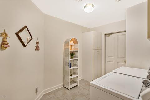 2112 E Freeport Ln, Gilbert, AZ 85234 photo 20