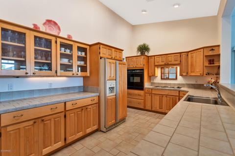 2112 E Freeport Ln, Gilbert, AZ 85234 photo 9