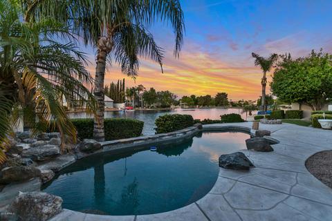 2112 E Freeport Ln, Gilbert, AZ 85234 photo 1