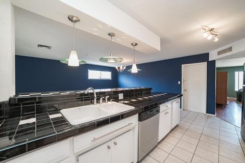 8133 N 16th Dr, Phoenix, AZ 85021 photo 5