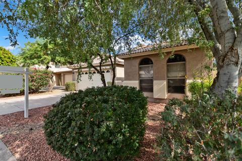2732 E Gary Way, Phoenix, AZ 85042 photo 1