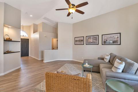 2732 E Gary Way, Phoenix, AZ 85042 photo 2