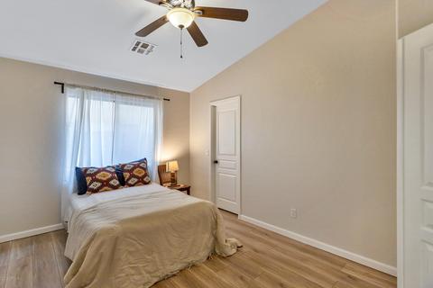 2732 E Gary Way, Phoenix, AZ 85042 photo 9
