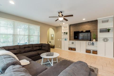 3695 E Hans Dr, Gilbert, AZ 85296 photo 5